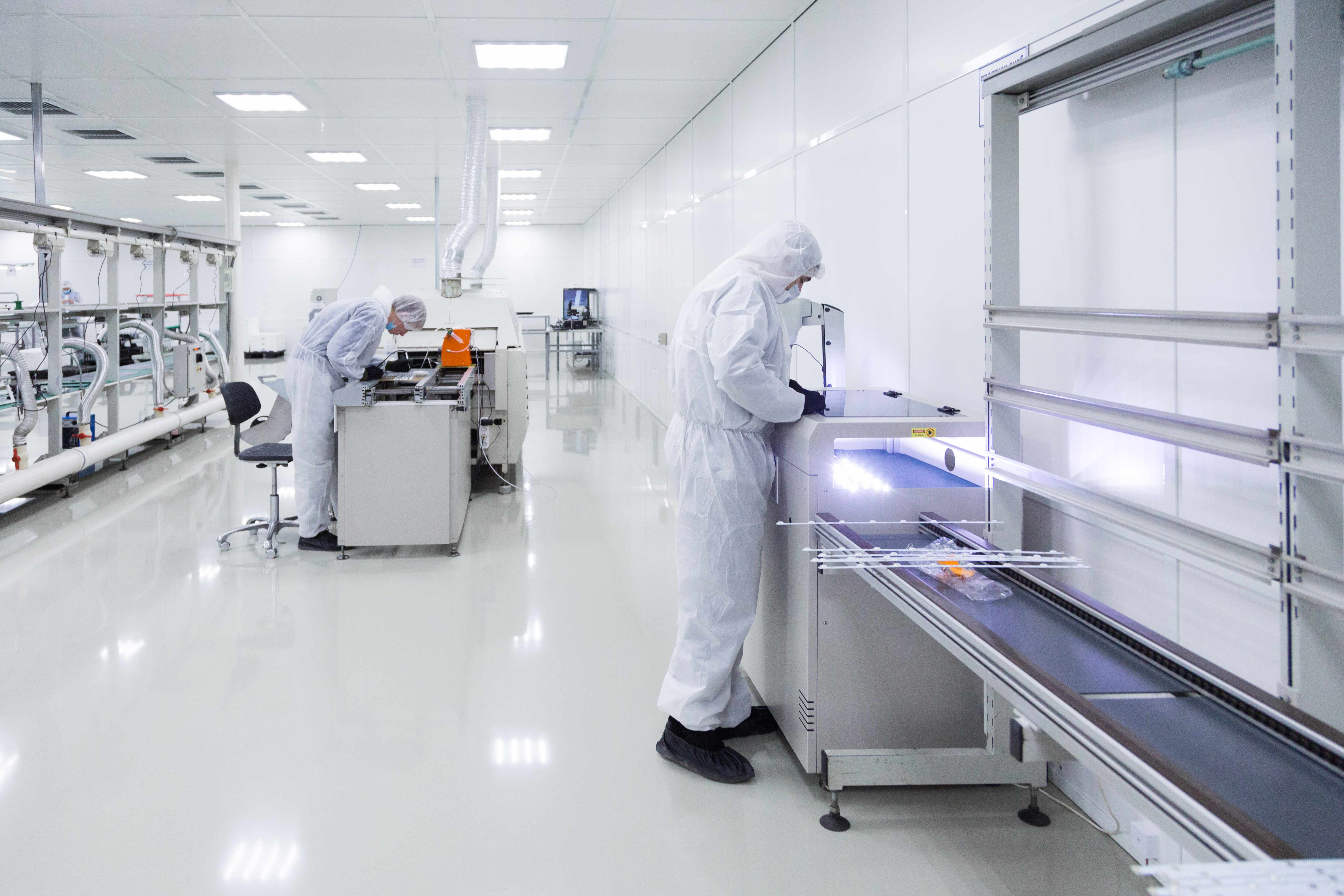 LED Light Fittings in Pharmaceuticals image